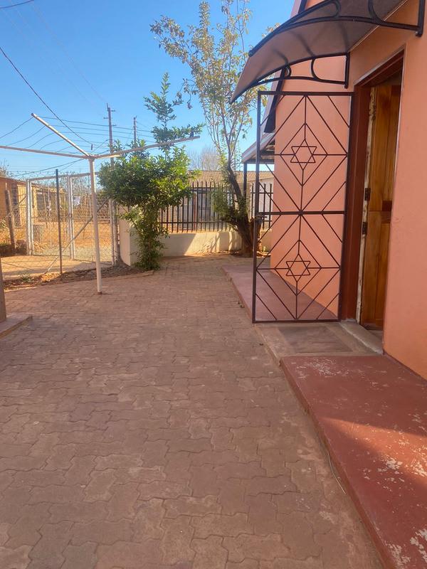 2 Bedroom Property for Sale in Boitekong North West